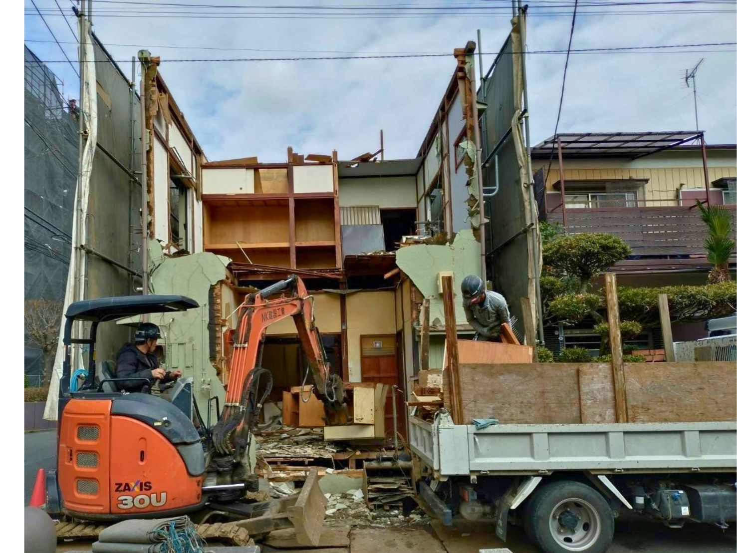 東京都足立区アパート解体工事施工事例